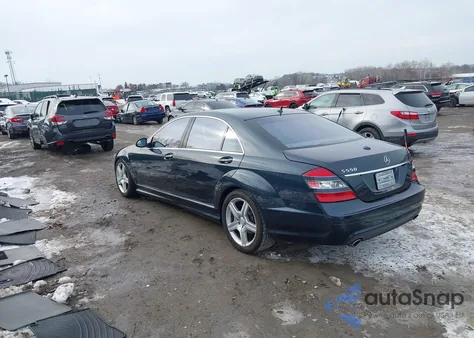 2007 Mercedes-Benz S 550 z USA, uszkodzony, nr VIN WDDNG71X67A075043